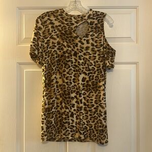 Leopard Cut Out Top Sz M